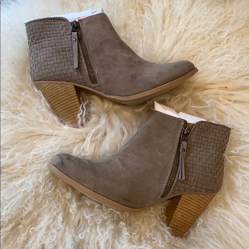Basket Weave Booties. Brand New in box